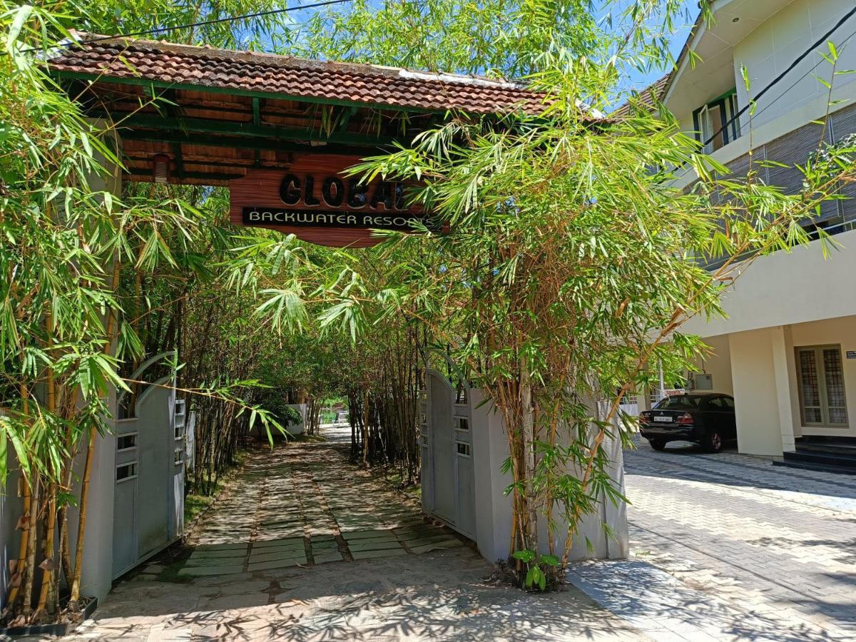 Global Backwater Resort Kollam Ngoại thất bức ảnh