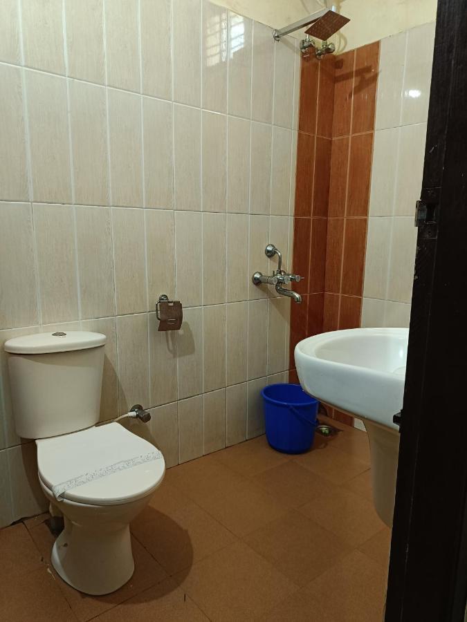 Global Backwater Resort Kollam Ngoại thất bức ảnh