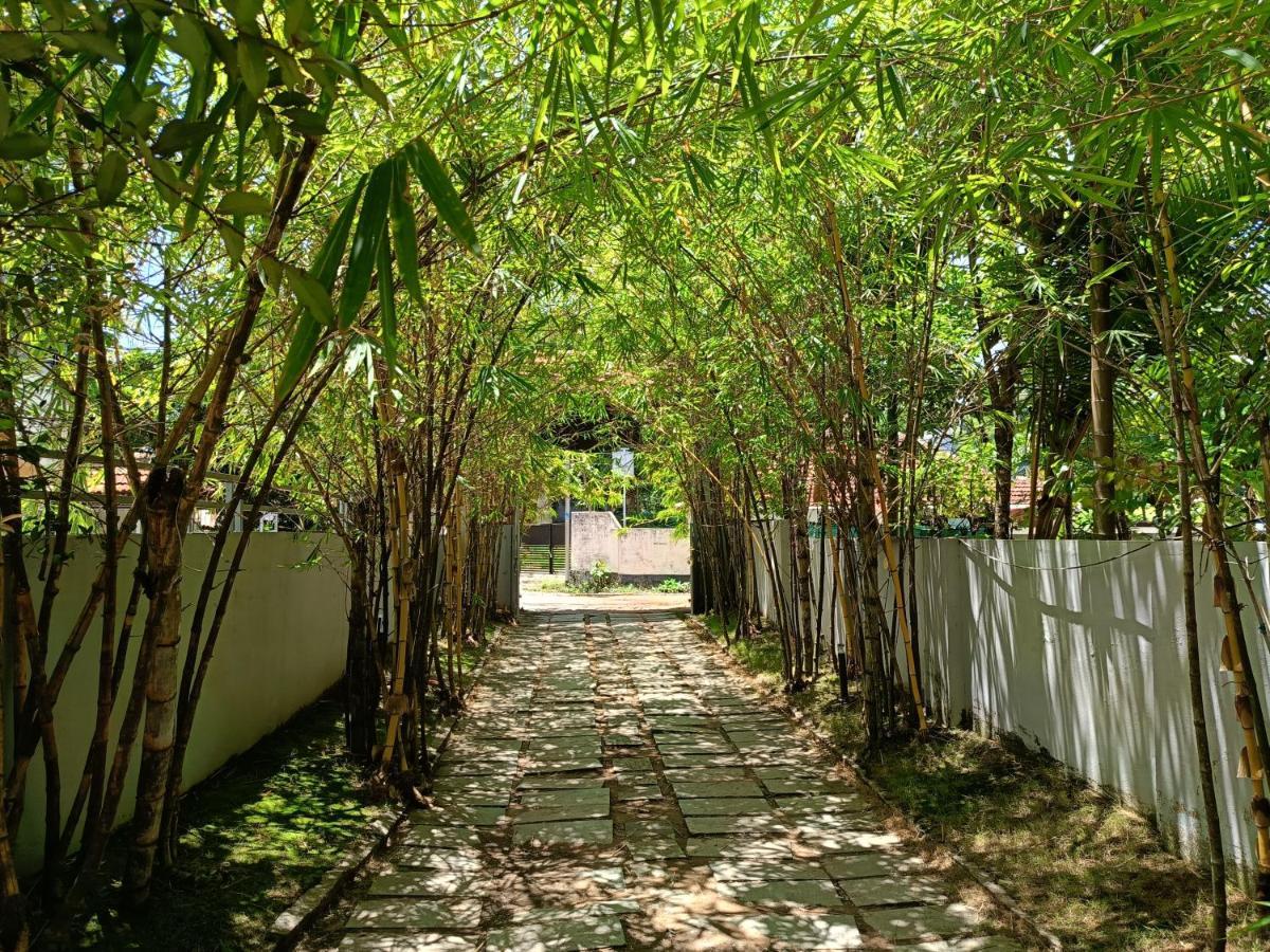 Global Backwater Resort Kollam Ngoại thất bức ảnh