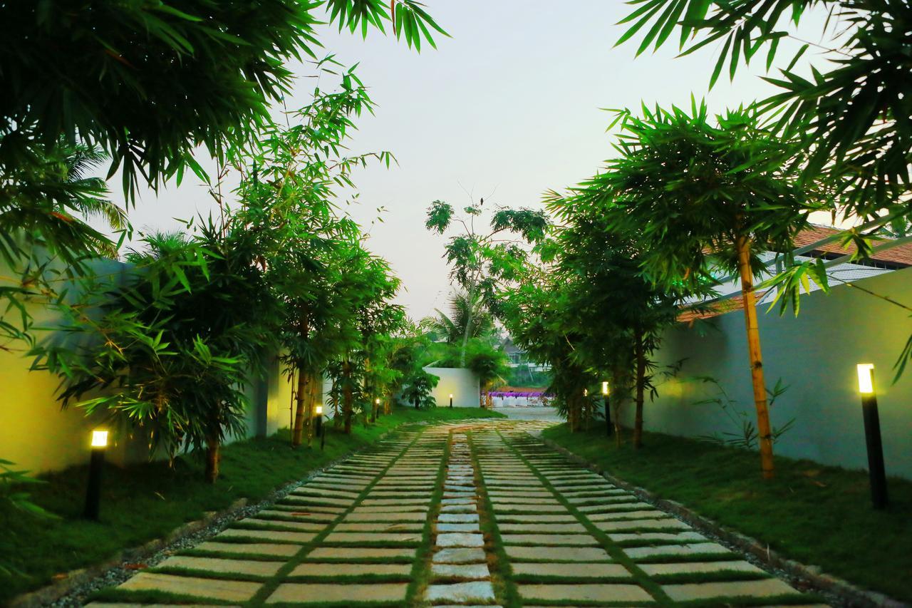 Global Backwater Resort Kollam Ngoại thất bức ảnh